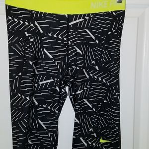 Nike Pro Size Large
